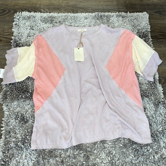Lavender, pink and white cotton/polyester top - Picture 1 of 5